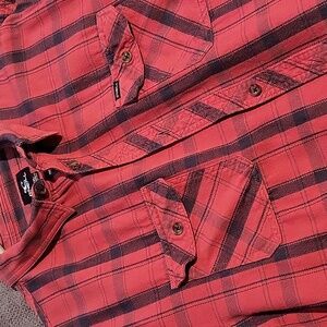 O'Neill Men's Casual Red and Black Plaid Shirt